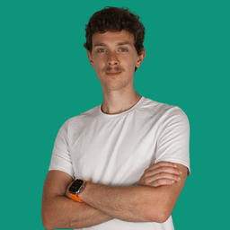 Sebastiano Riva headshot